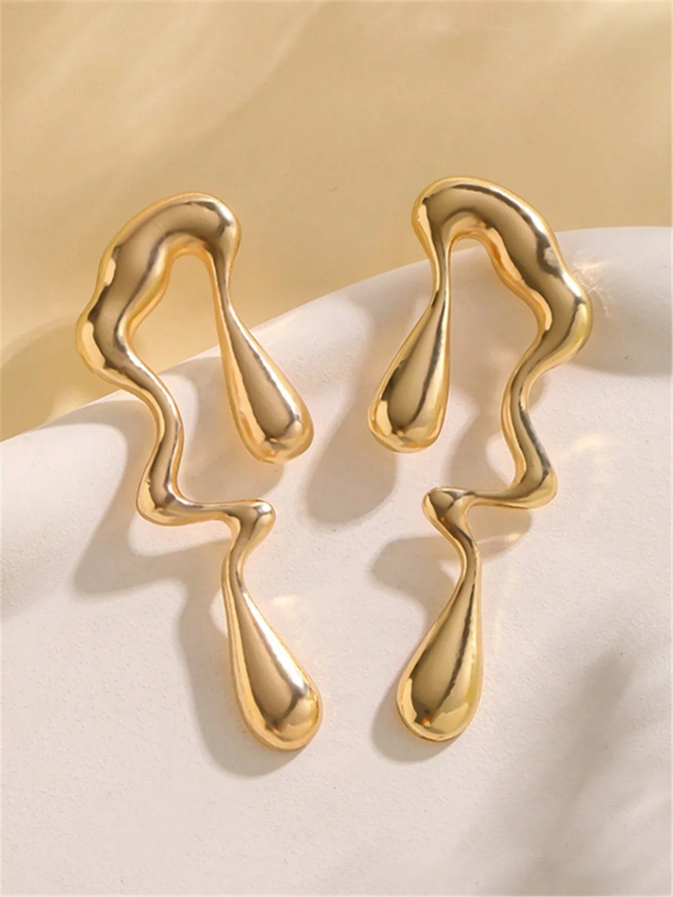 1pair European And American Exaggerated Asymmetric Asymmetrical Music Note Earrings 1pair European And American Exaggerated Asymmetric Asymmetrical Music Note Earrings