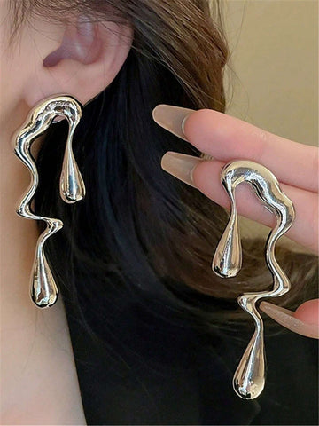 1pair European And American Exaggerated Asymmetric Asymmetrical Music Note Earrings 1pair European And American Exaggerated Asymmetric Asymmetrical Music Note Earrings