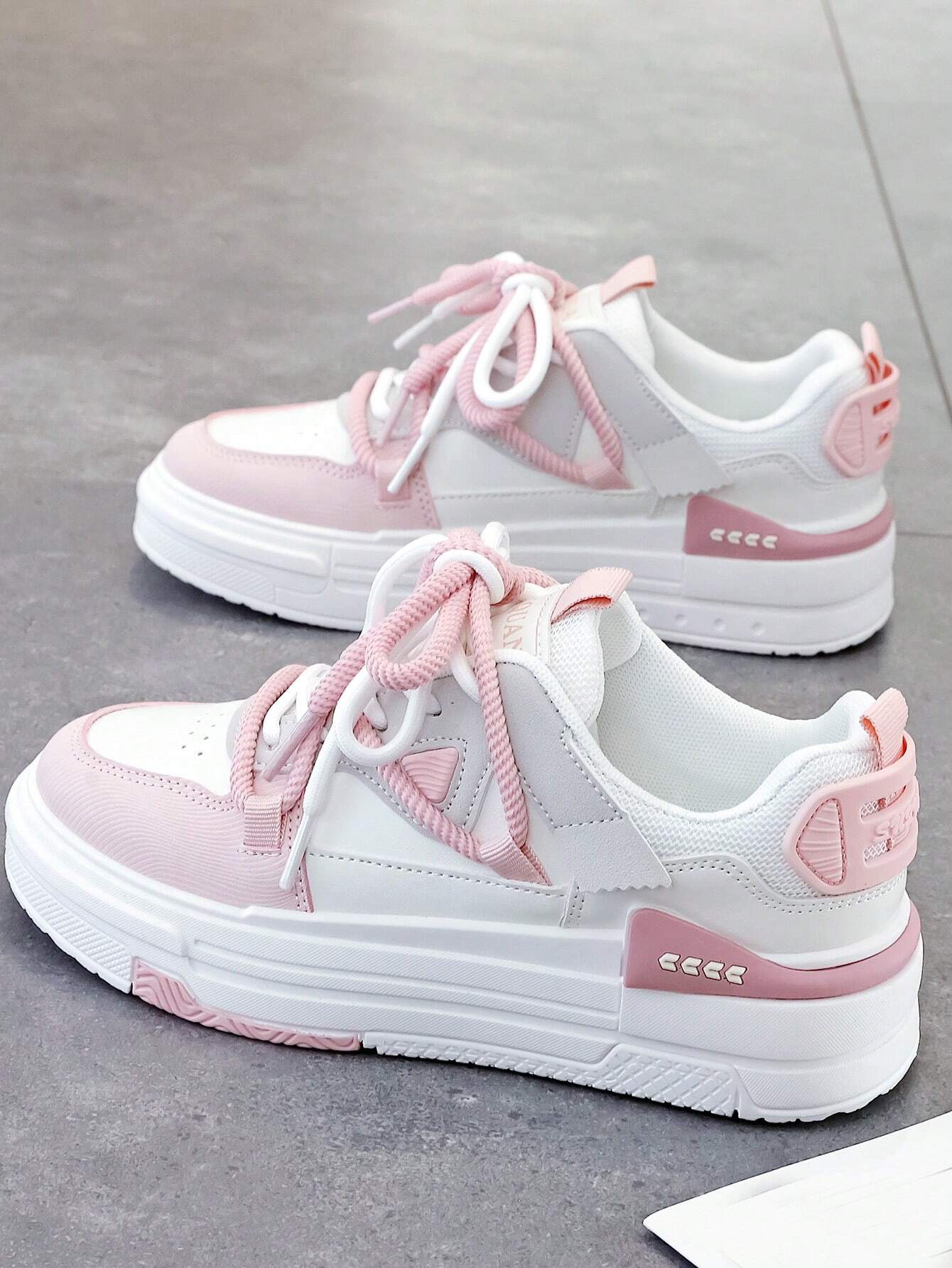 1 Pair Women's Fashionable Casual Lightweight Sneakers, Versatile Student Wear 1 Pair Women's Fashionable Casual Lightweight Sneakers, Versatile Student Wear