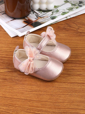 1 Pair Girls Butterfly Flower PU Hook And Loop Design Flat Casual Princess Shoes 1 Pair Girls Butterfly Flower PU Hook And Loop Design Flat Casual Princess Shoes