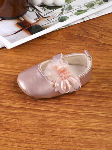 1 Pair Girls Butterfly Flower PU Hook And Loop Design Flat Casual Princess Shoes 1 Pair Girls Butterfly Flower PU Hook And Loop Design Flat Casual Princess Shoes