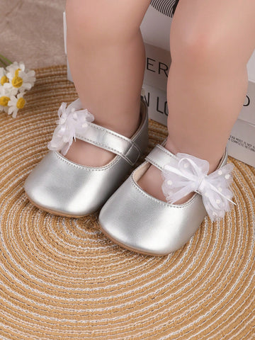 1 Pair Girls Butterfly Flower PU Hook And Loop Design Flat Casual Princess Shoes 1 Pair Girls Butterfly Flower PU Hook And Loop Design Flat Casual Princess Shoes