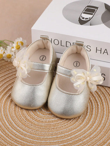 1 Pair Girls Butterfly Flower PU Hook And Loop Design Flat Casual Princess Shoes 1 Pair Girls Butterfly Flower PU Hook And Loop Design Flat Casual Princess Shoes