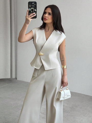 Metal Buckle Puff Sleeve Crop Top And High Waist Wide Leg Pants Metal Buckle Puff Sleeve Crop Top And High Waist Wide Leg Pants