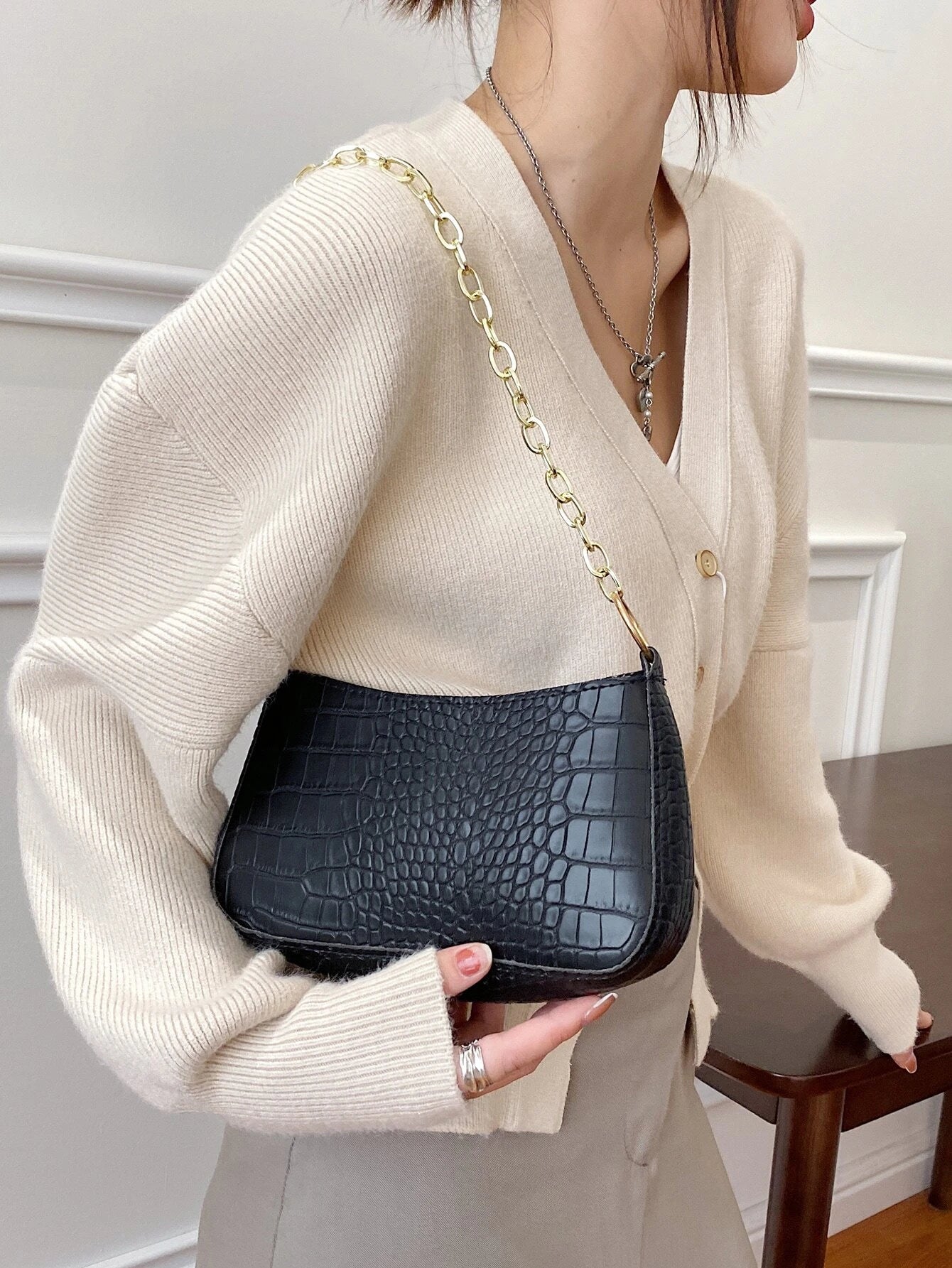 Crocodile Embossed Chain Bag