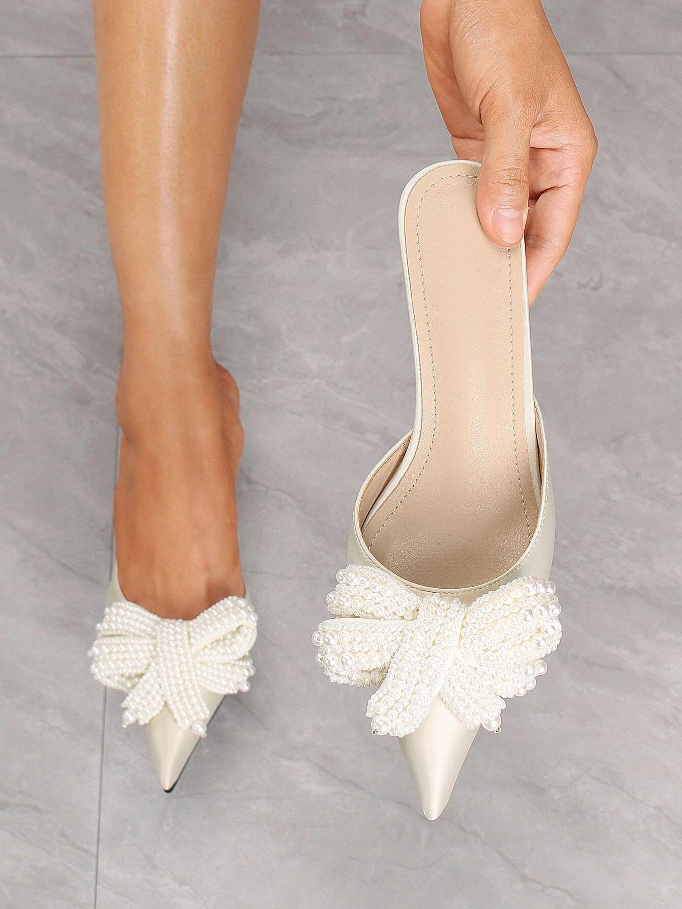 Bow Decor Point Toe Mule Pumps