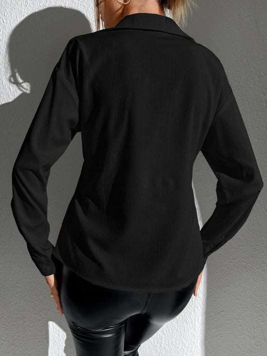 Privé Solid Twist Front Shirt