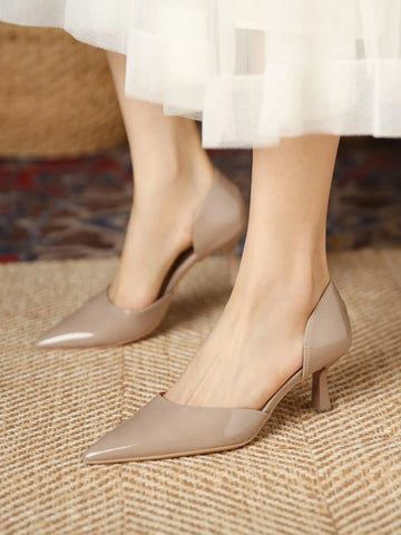 Women Point Toe Pyramid Heeled Court Pumps