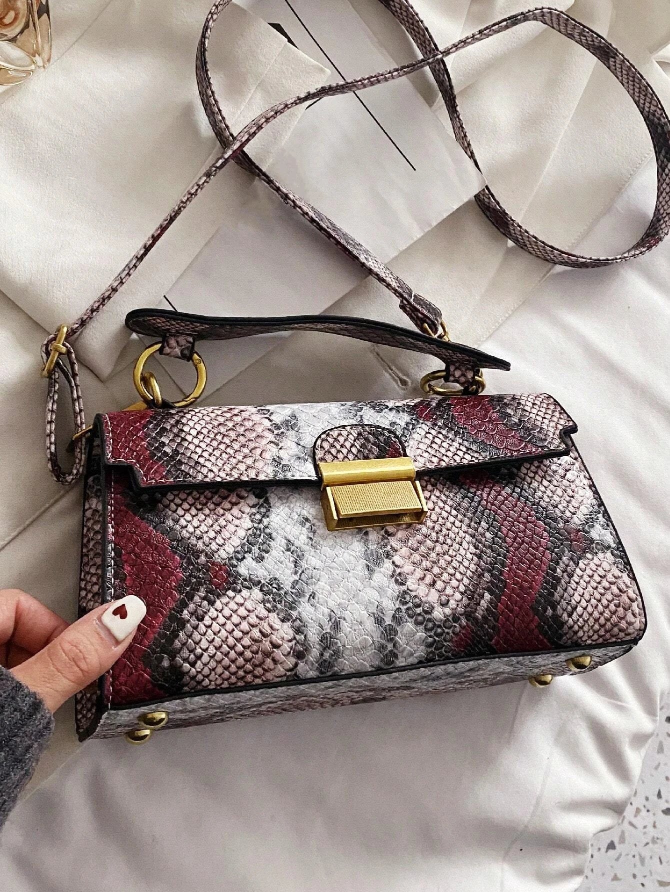 Fashionable Trend, High-End Texture, Light Luxury, Snake Print Niche Design, Versatile Handheld, Detachable Shoulder Cross