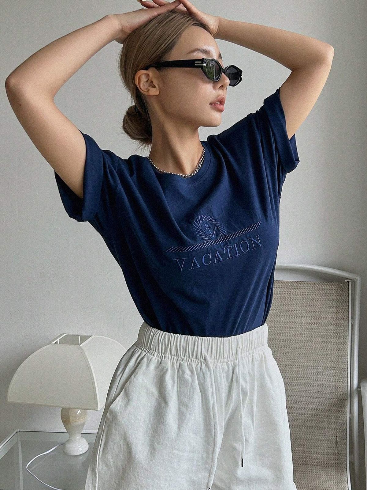 DAZY Letter Embroidery Drop Shoulder Tee