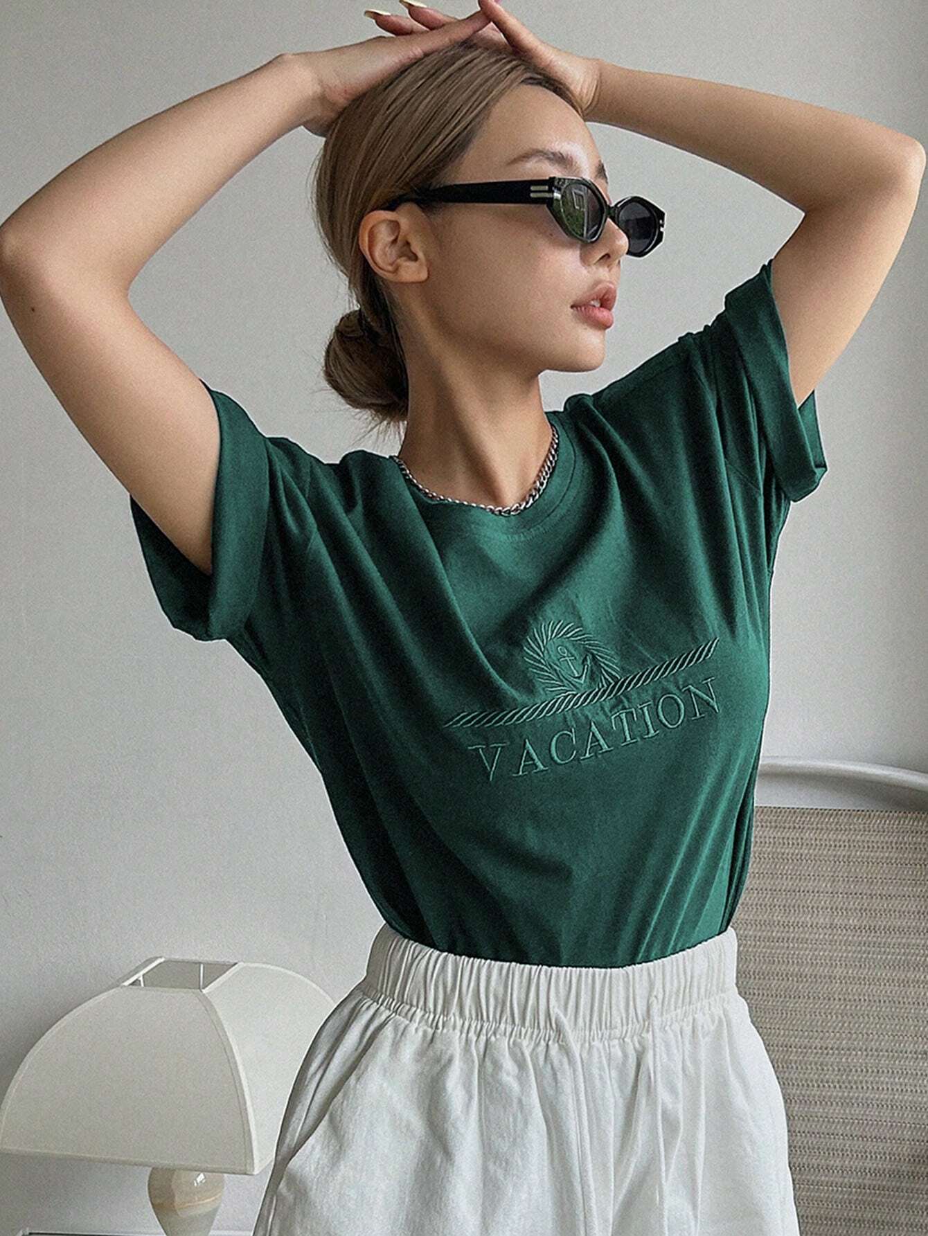 DAZY Letter Embroidery Drop Shoulder Tee