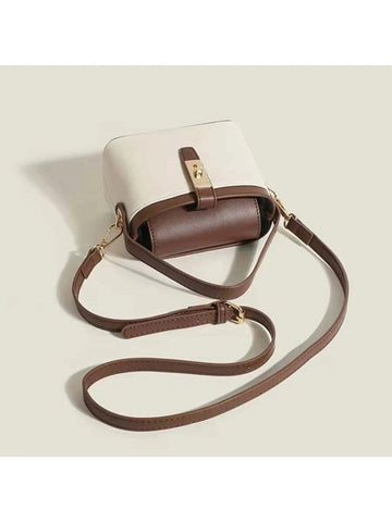 Fashionable Simple Square Bag Handbags