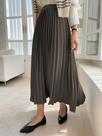 DAZY Solid Color Cinched Waist Simple Pleated Skirt