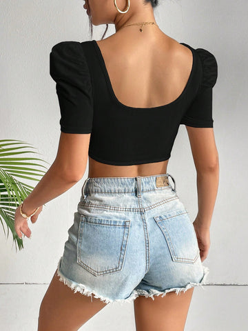 Privé Spring Break Square Neck Puff Sleeve Asymmetrical Hem Crop Tee