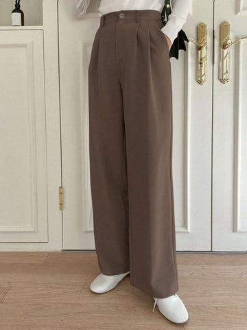 DAZY Plicated Detail Suit Pants