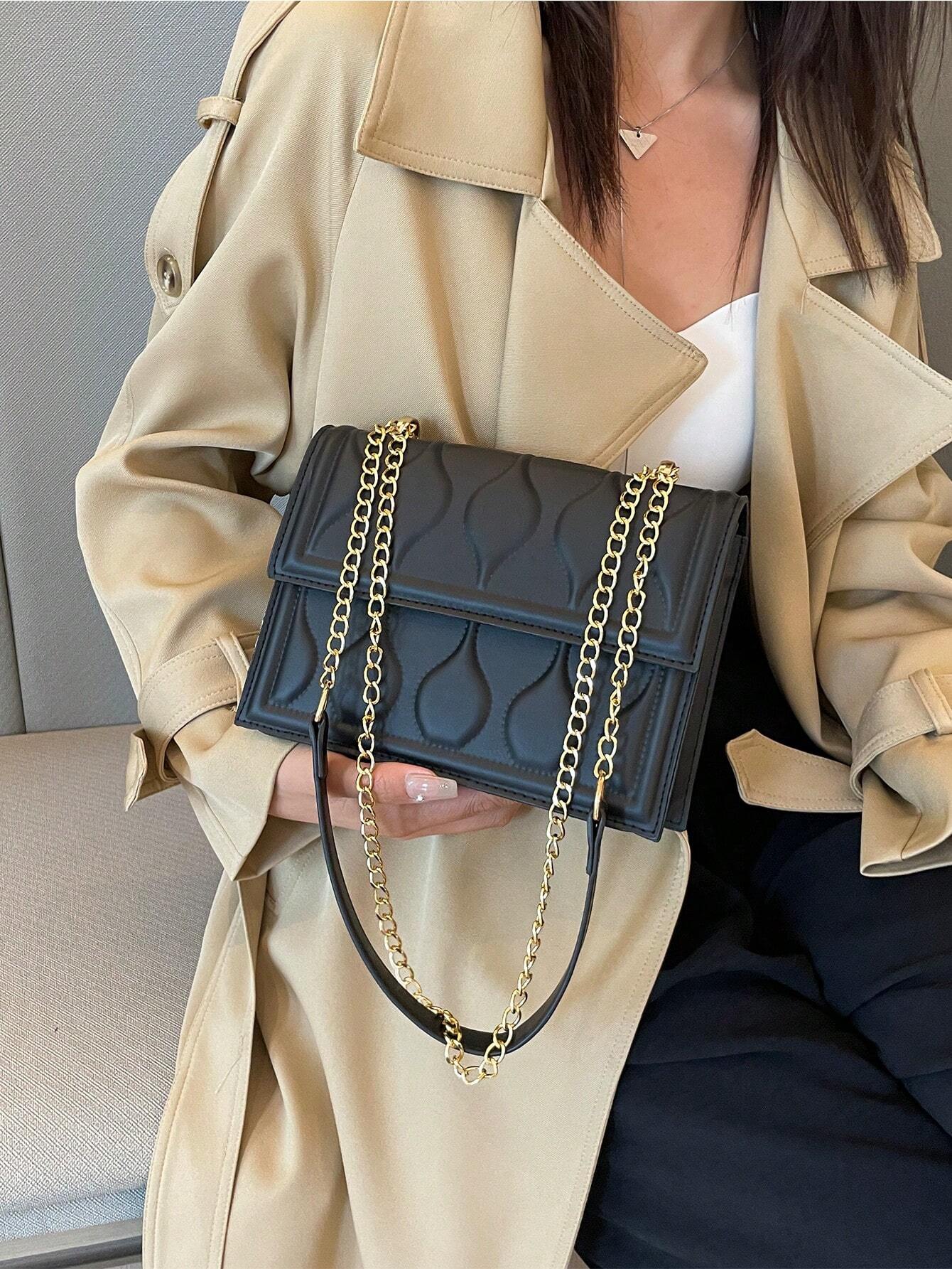 Fashionable New Arrival 3d Embossed Stereo Shoulder Bag With Large Capacity