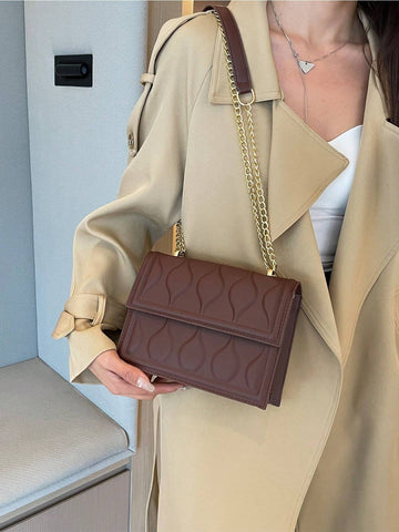 Fashionable New Arrival 3d Embossed Stereo Shoulder Bag With Large Capacity