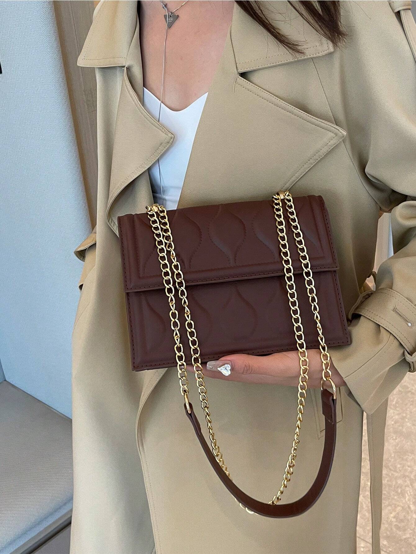 Fashionable New Arrival 3d Embossed Stereo Shoulder Bag With Large Capacity