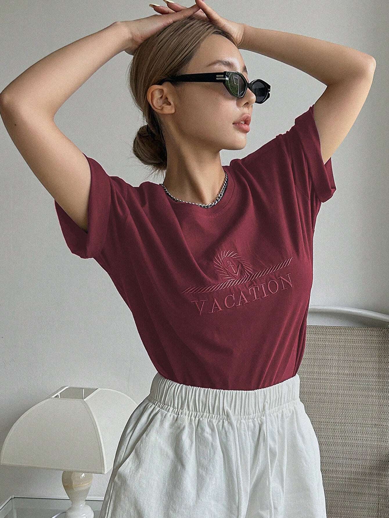 DAZY Letter Embroidery Drop Shoulder Tee