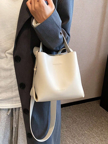 Fashionable Women's Handbag