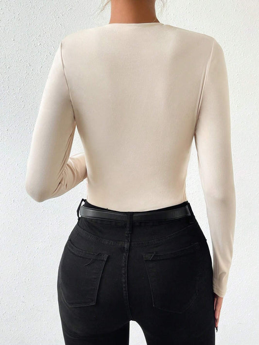 Raffin�a Solid Ruched Slim Fit Tee Bodysuit