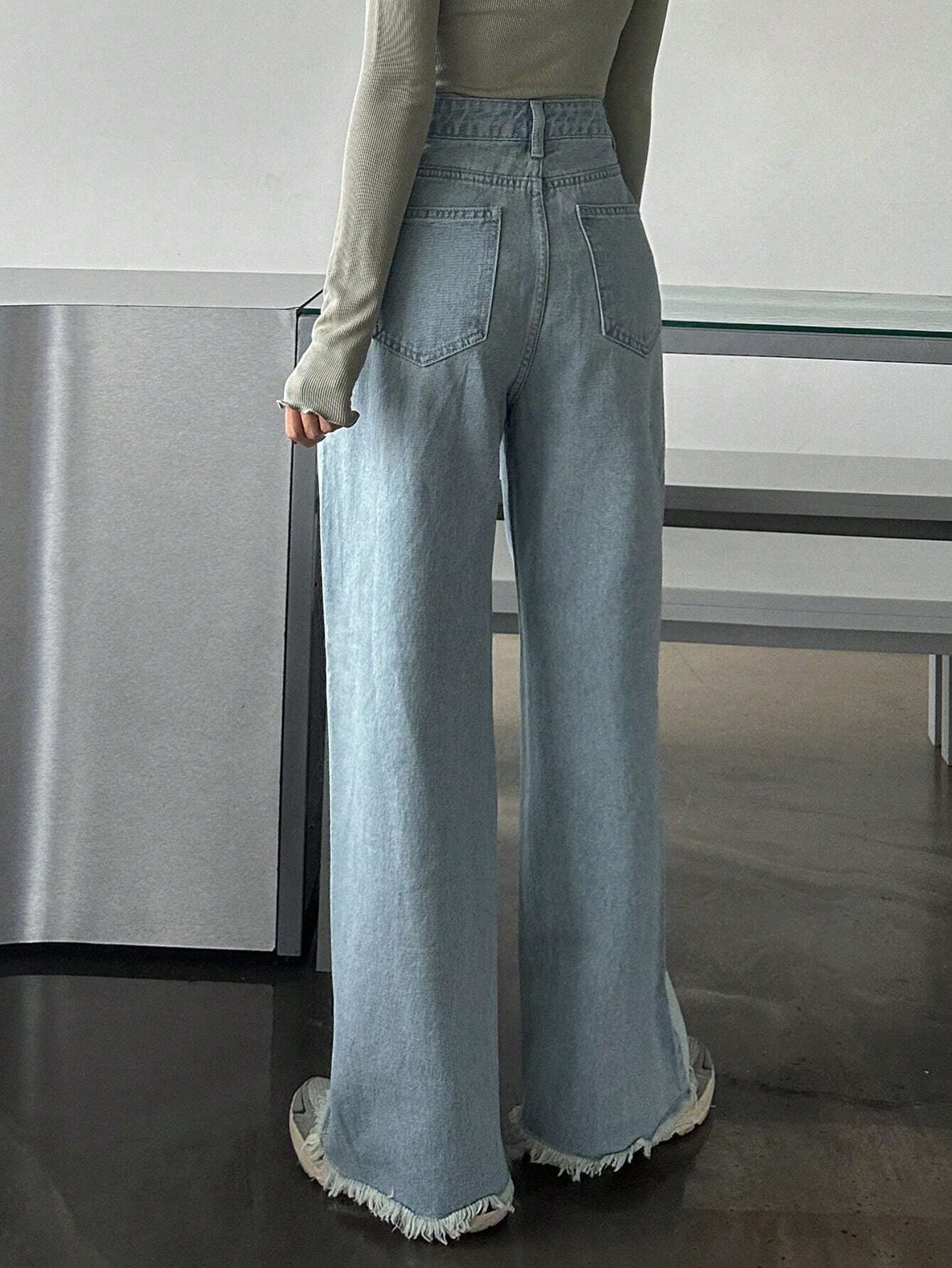 DAZY Two Tone Raw Cut Jeans