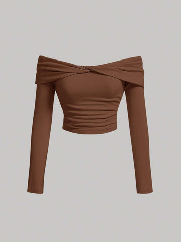 MOD Off Shoulder Twist Front Tee
