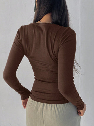 Women's Slim Fit U-Neck T-Shirt