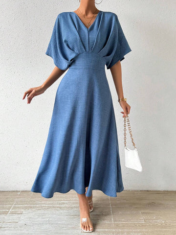 Priv� V-Neck Pleated Batwing Sleeve Dress