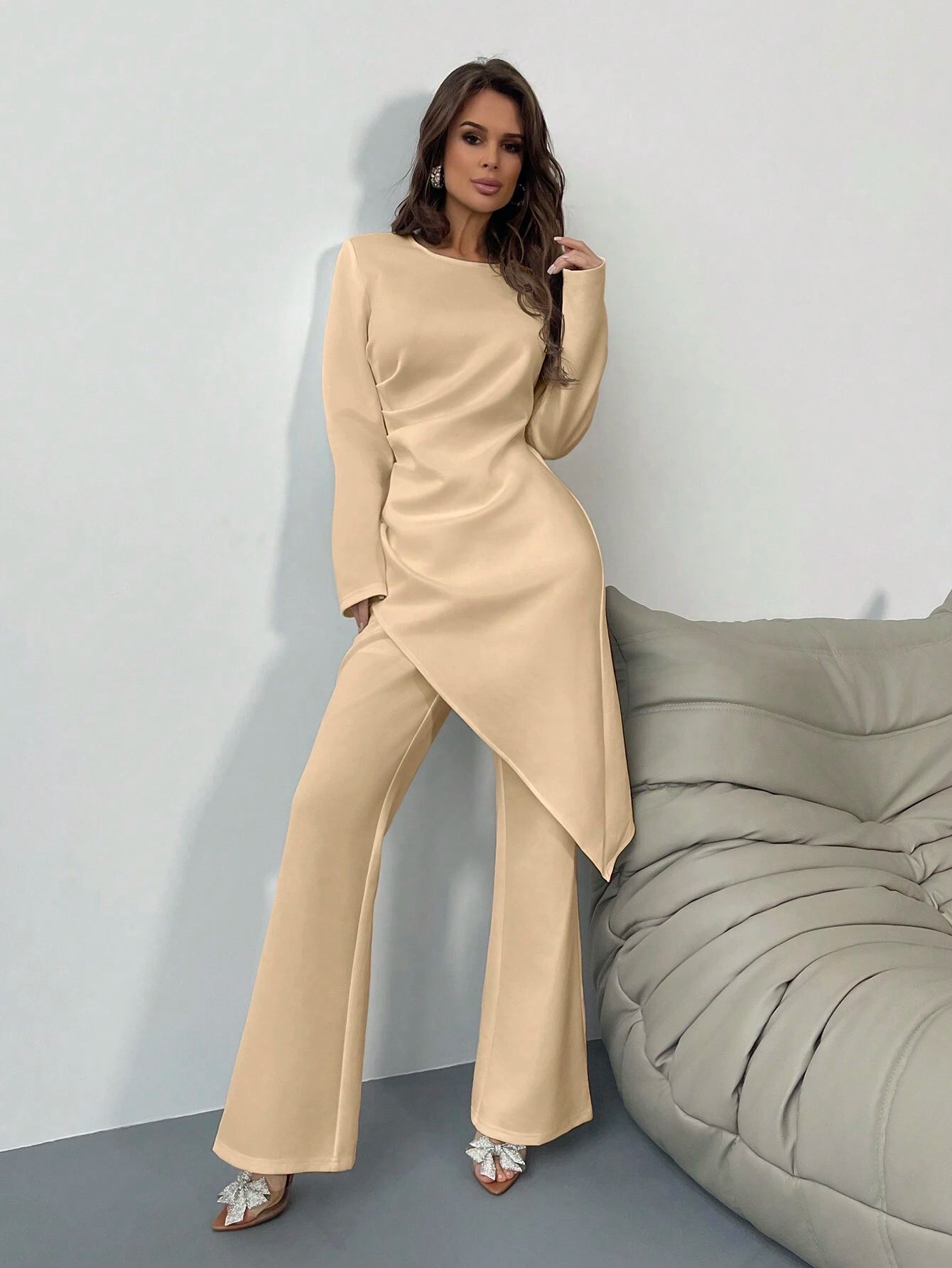 Aloruh Women's Irregular Hem Long Sleeve Top & Bell Bottoms Two Piece Set