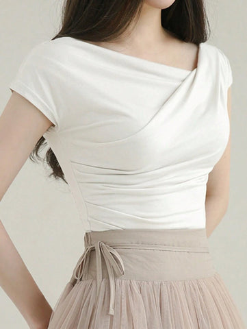 DAZY Solid Color Asymmetrical Collar Slim Short Sleeve T-Shirt