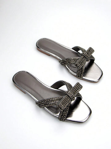 Gorgeous Rhinestone & Chain & Bow Decorated Metallic Fabric Square Toe Flat Sandals