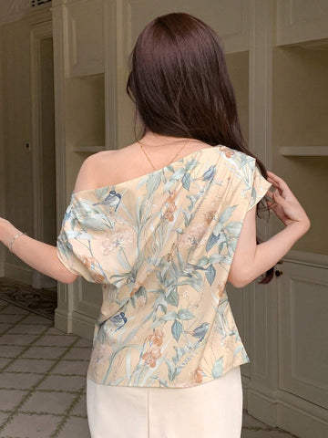 DAZY Women's Loose-Fit Blouse With All-Over Floral Print