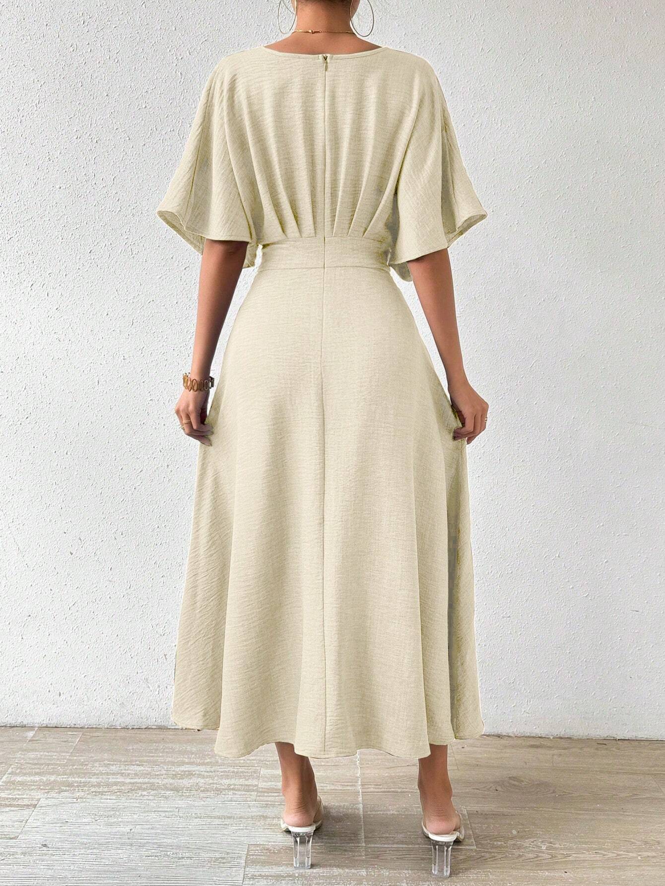 Priv� V-Neck Pleated Batwing Sleeve Dress