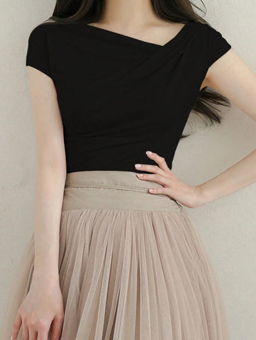 DAZY Solid Color Asymmetrical Collar Slim Short Sleeve T-Shirt