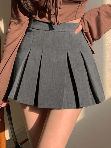 DAZY Women Leisure College Style Solid Color Pleated Skort