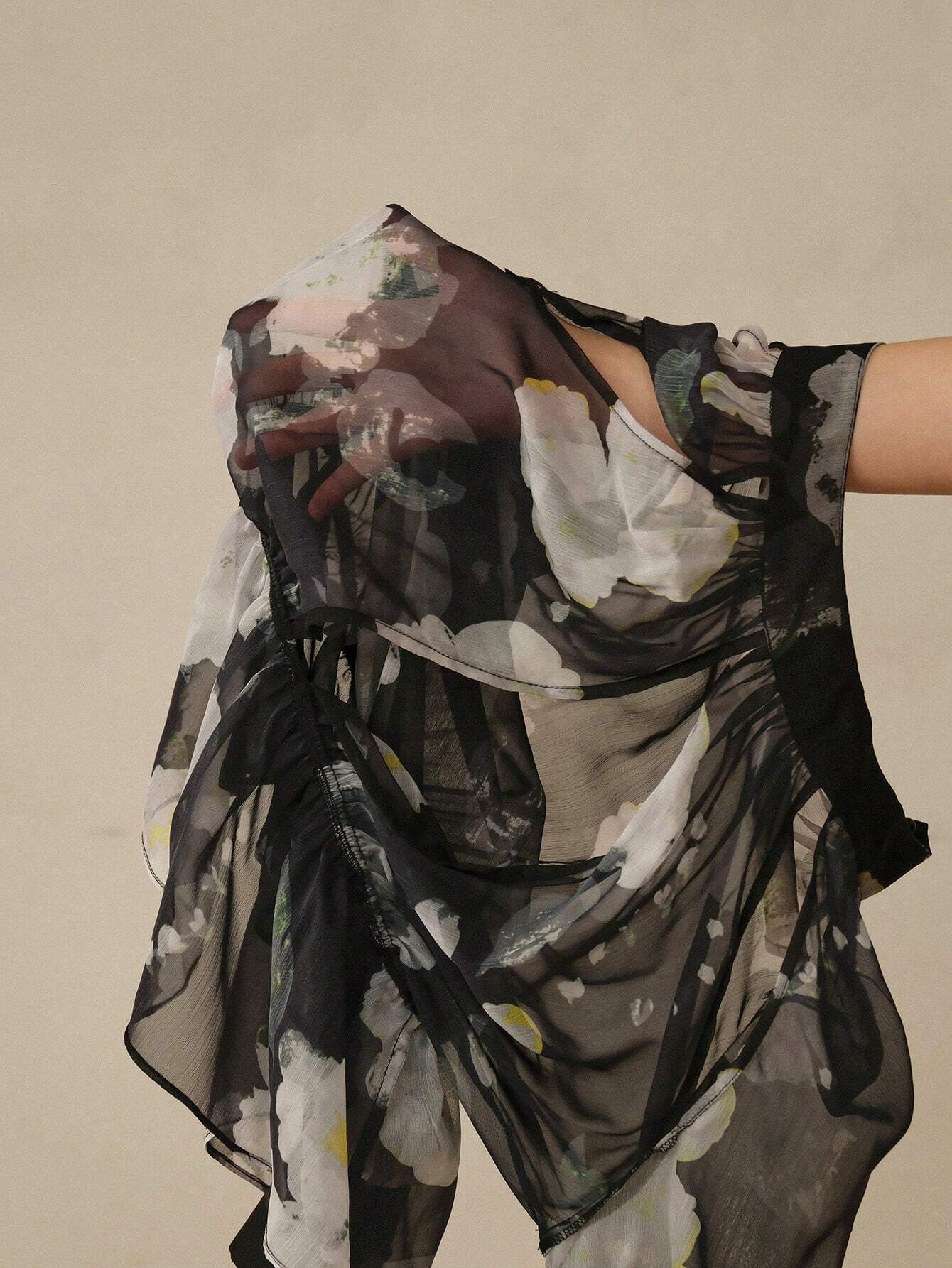Anewsta Vintage Printed Hollow Out Top