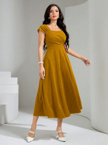 Mulvari Solid Square Neck A-line Dress