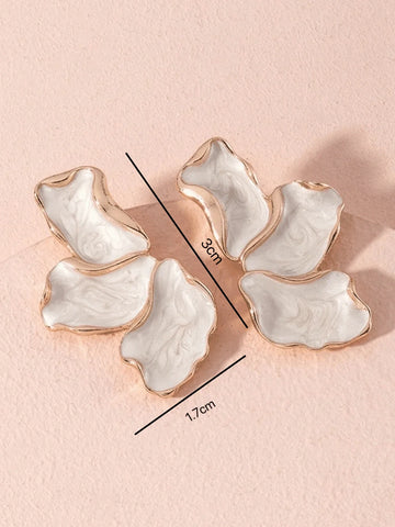 Elegant Flower Earrings