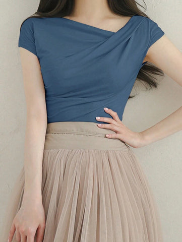DAZY Solid Color Asymmetrical Collar Slim Short Sleeve T-Shirt