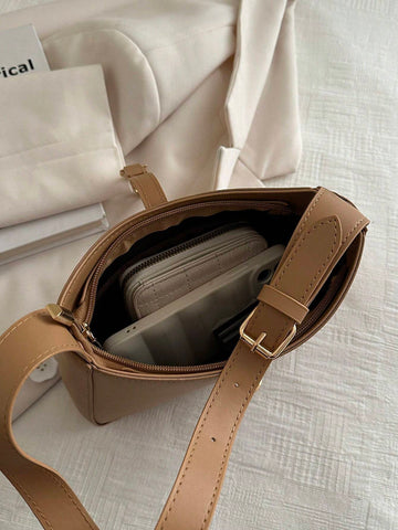 Minimalist Crescent Underarm Bag