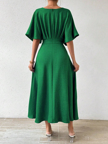 Priv� V-Neck Pleated Batwing Sleeve Dress