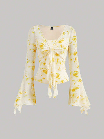 MOD Women's Floral Print Bell Sleeve Tie Front T-Shirt