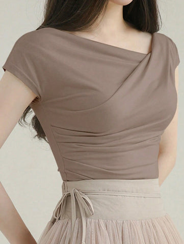 DAZY Solid Color Asymmetrical Collar Slim Short Sleeve T-Shirt