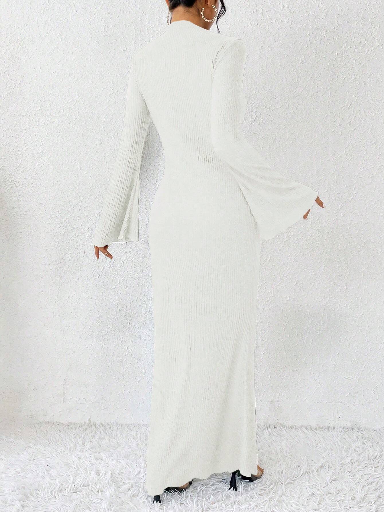 Raffinéa Solid Color Trumpet Sleeve Mermaid Dress