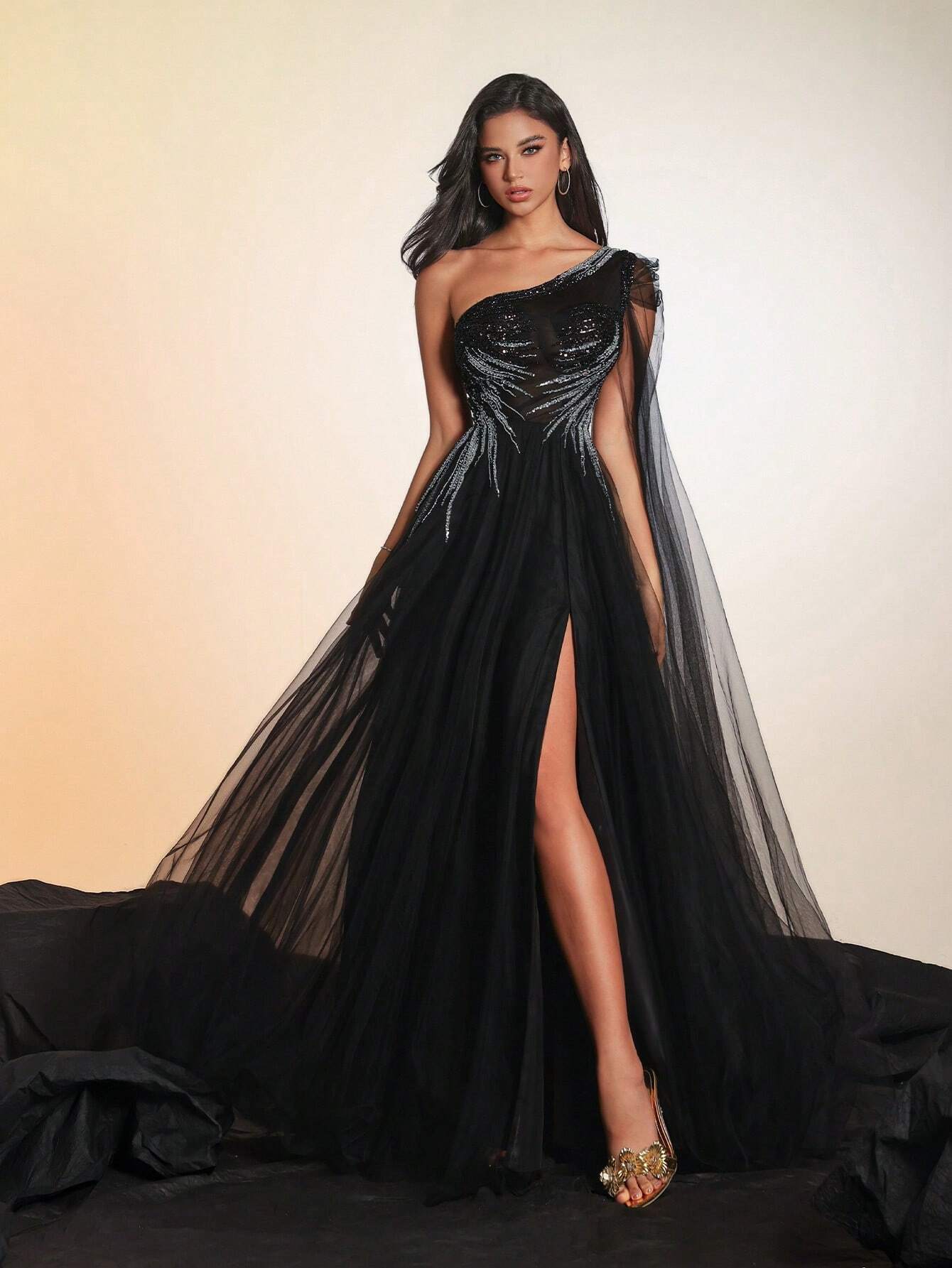 VIPGIRL VIPGIRL Elegant Long Sequined Mesh Evening Gown For Women