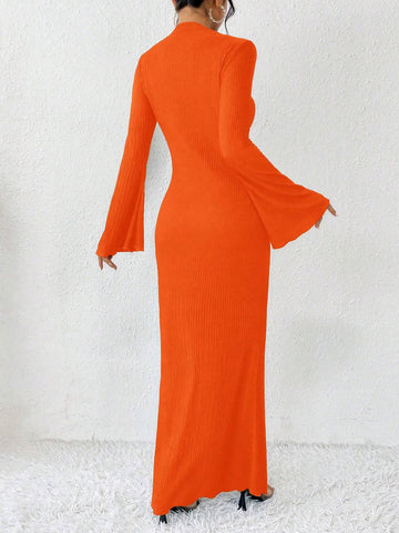 Raffinéa Solid Color Trumpet Sleeve Mermaid Dress