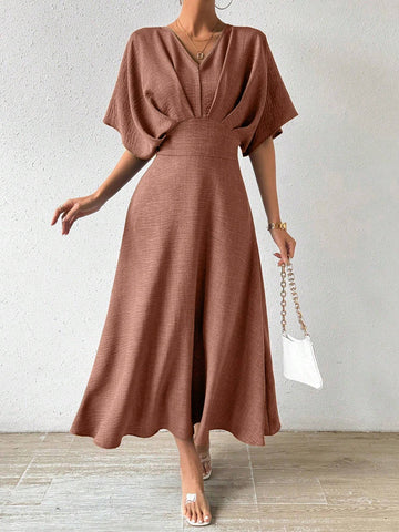 Priv� V-Neck Pleated Batwing Sleeve Dress