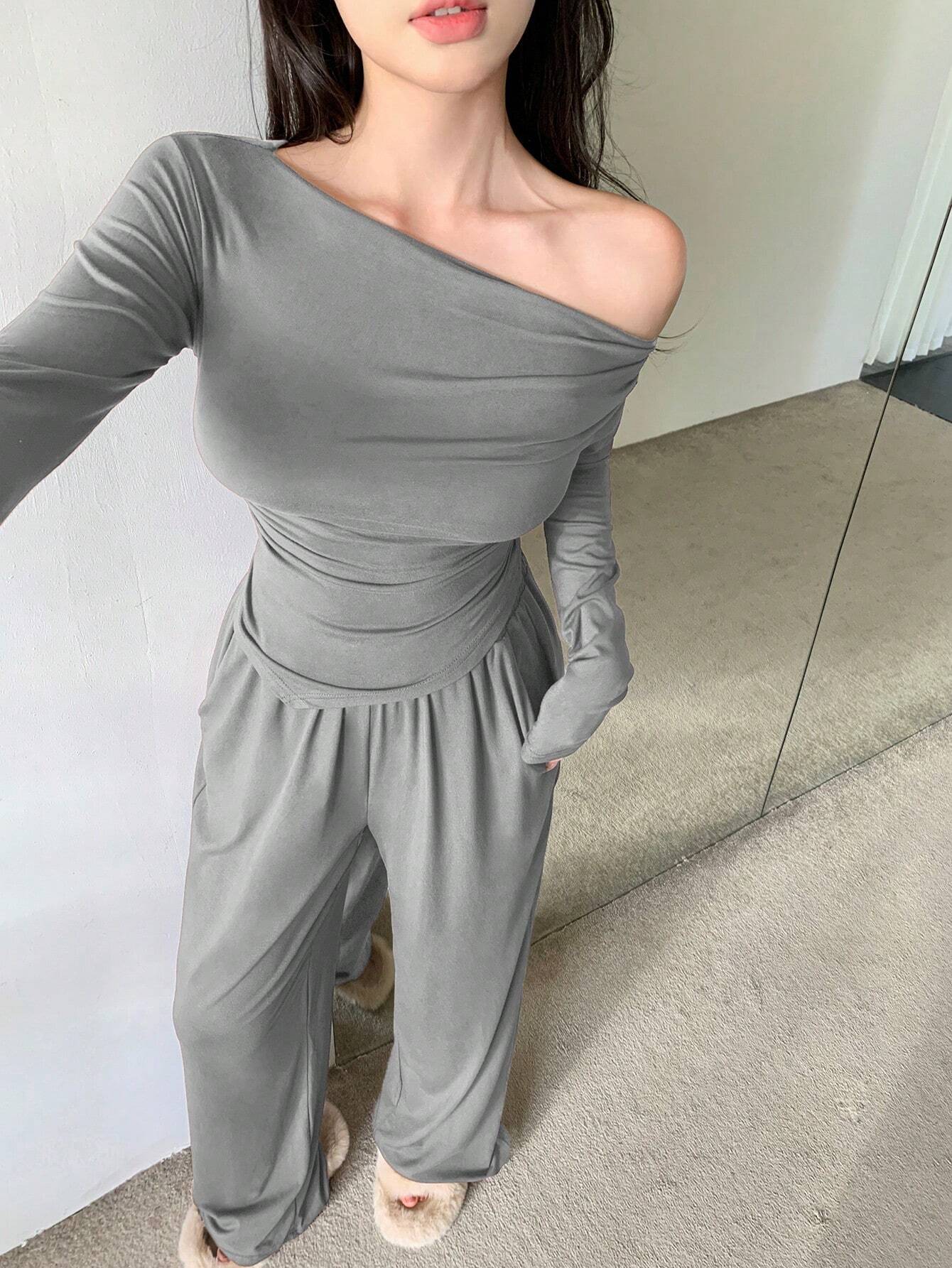 DAZY Women's Irregular Shoulder Ruched T-Shirt And Wide-Leg Pants Set