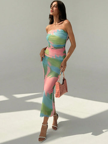 Aloruh American-Style Gradient Mesh Print Strapless Bodycon Dress